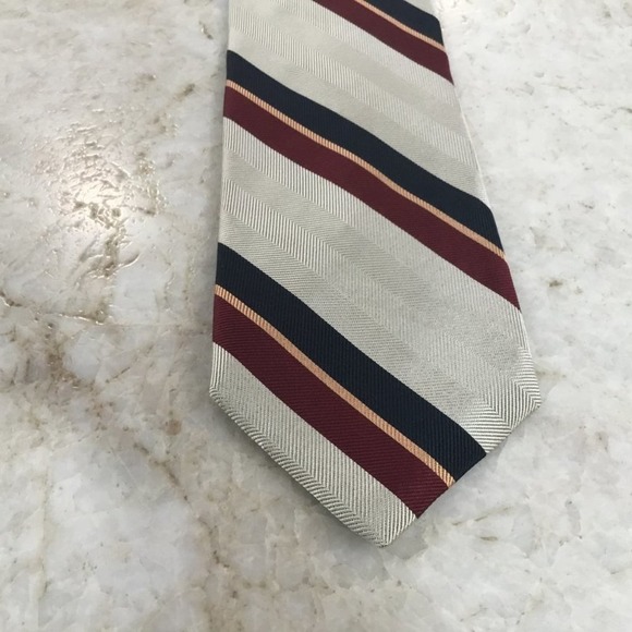 BRIAR SILK TIE - Picture 1 of 6